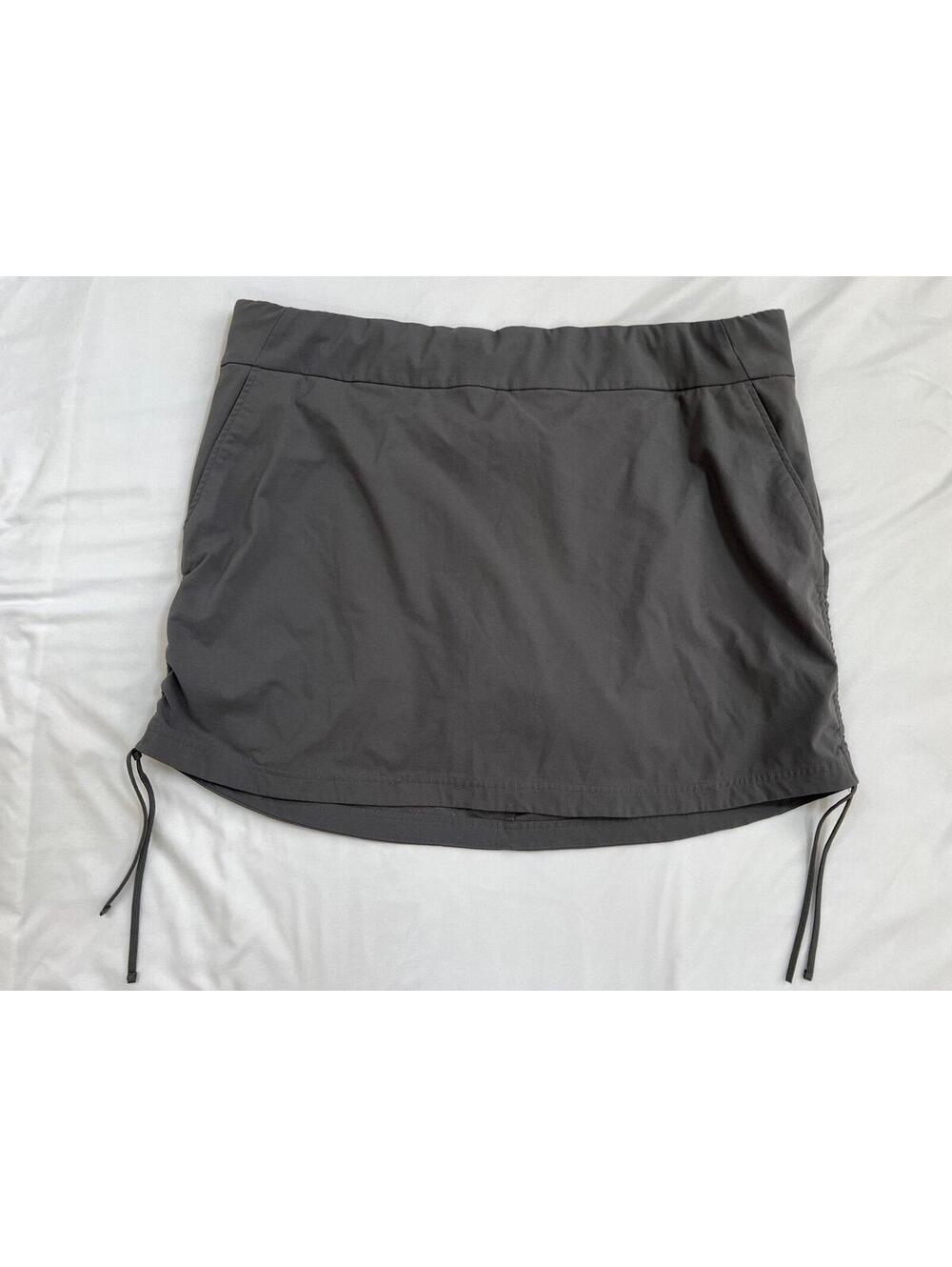 Columbia women’s size 2x grey athletic skort